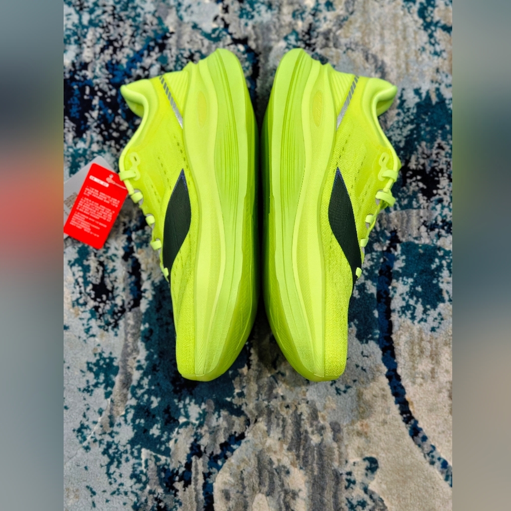 *SOLD* Li-Ning YueYing 5 Pro Men's Neon Green Running Shoes US9.5